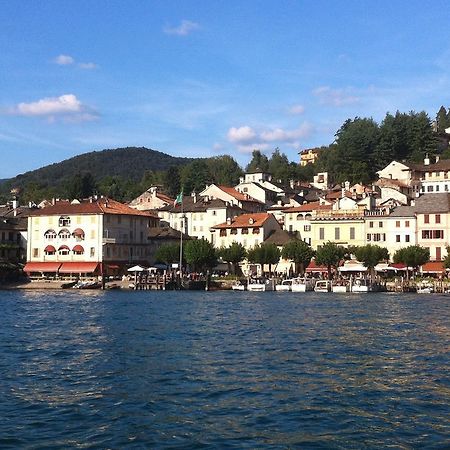 -Ortaflats- Appartamenti Imbarcadero & Palazzotto オルタ・サン・ジューリオ エクステリア 写真