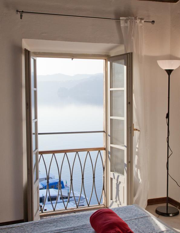 -Ortaflats- Appartamenti Imbarcadero & Palazzotto オルタ・サン・ジューリオ 部屋 写真