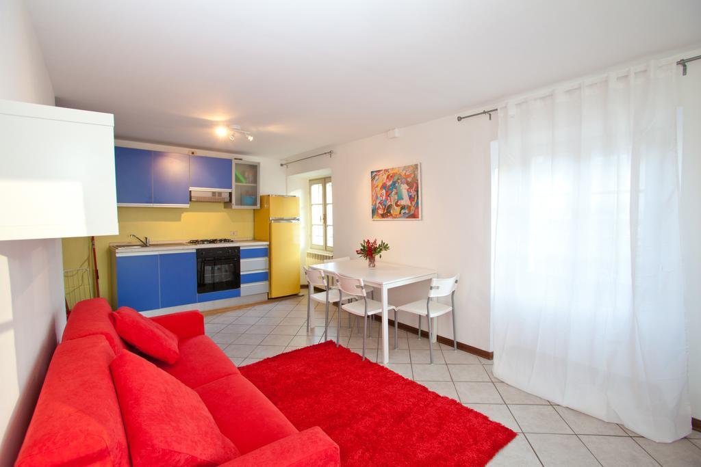-Ortaflats- Appartamenti Imbarcadero & Palazzotto オルタ・サン・ジューリオ 部屋 写真