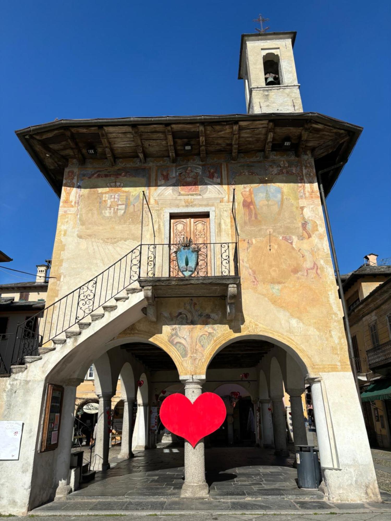 -Ortaflats- Appartamenti Imbarcadero & Palazzotto オルタ・サン・ジューリオ エクステリア 写真